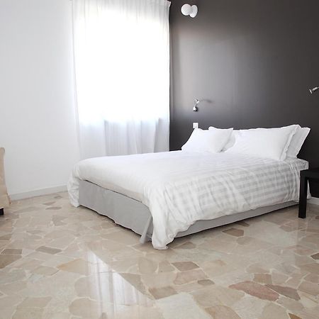 Bed and Breakfast Torregiardino à Abbiategrasso Extérieur photo